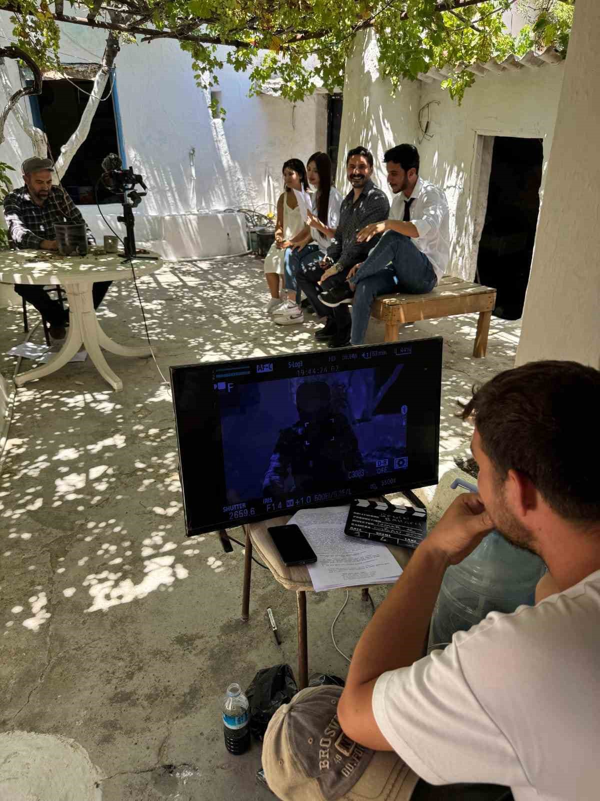 S&ouml;keli gen&ccedil; y&ouml;netmenden yeni kısa film
