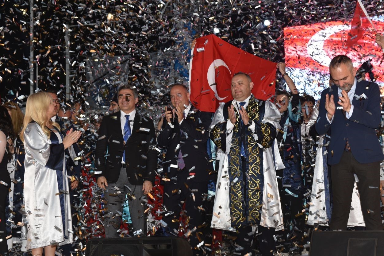 EÜ ile ADAU Çift Diploma Programı mezuniyet töreni