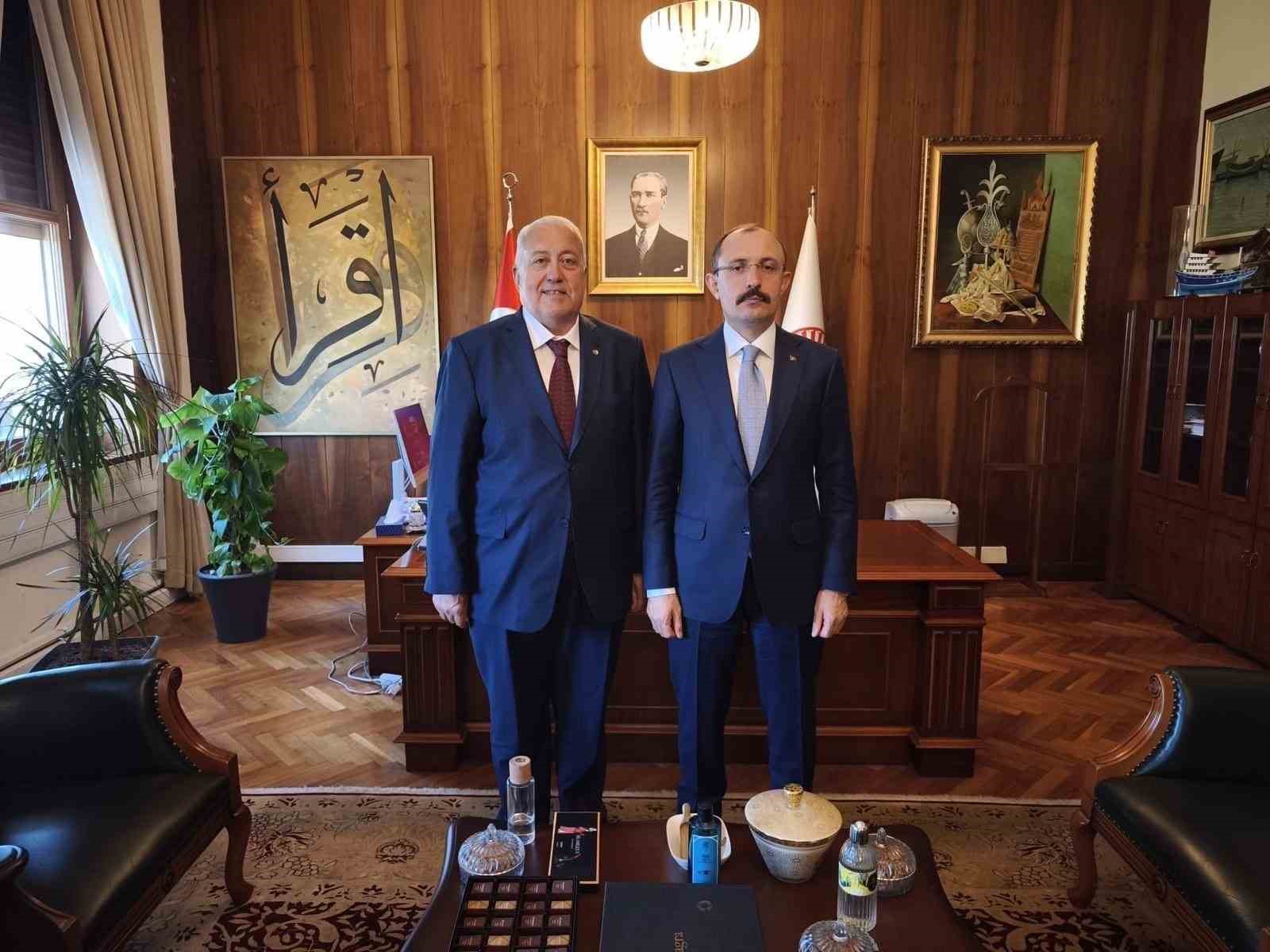 Başkan Yılmaz’dan Mehmet Muş’a ziyaret: Çarşamba’nın tarımı ve ekonomisi masaya yatırıldı