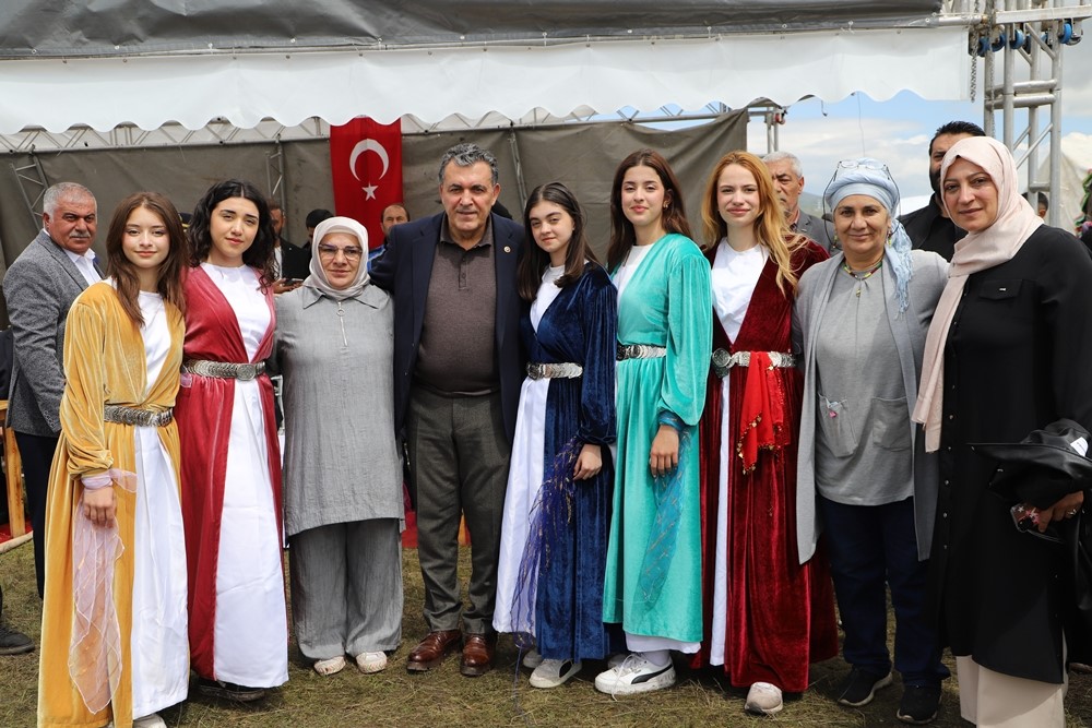 Başkan Demir, 13’ncü Hoçvan yayla festivaline katıldı