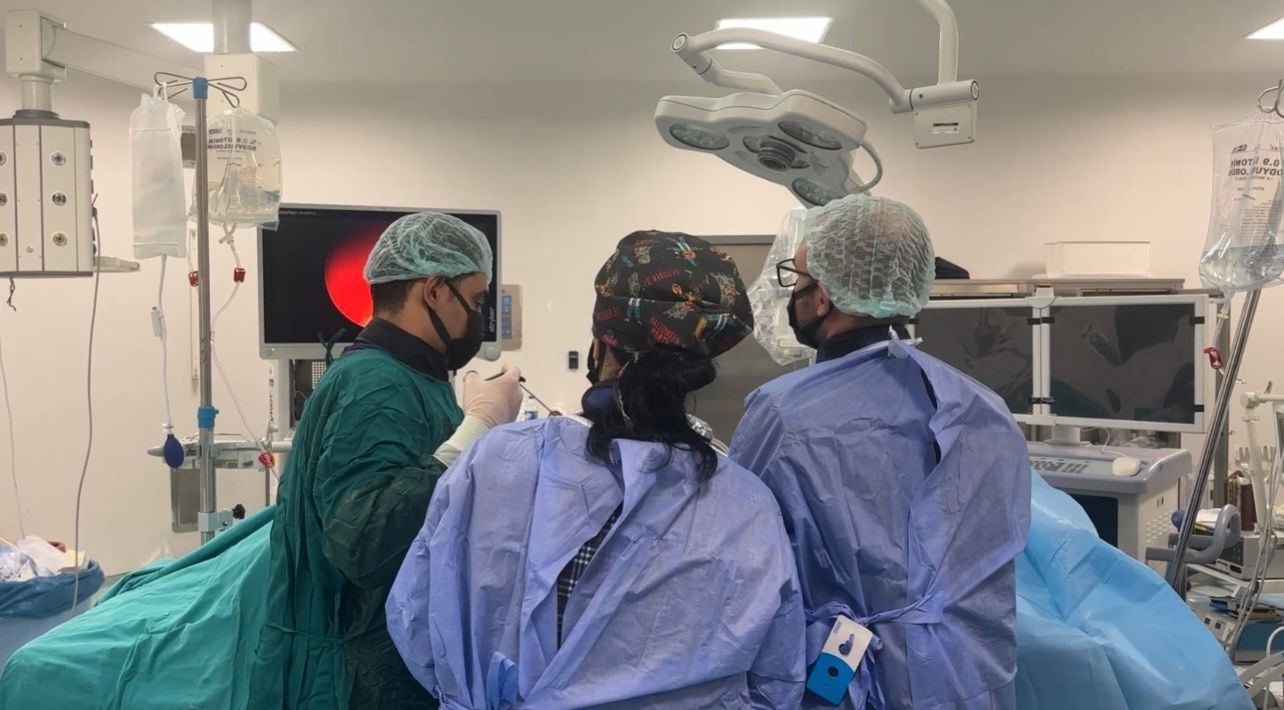 Osmaniye&rsquo;de ilk kez kapalı ameliyatla b&ouml;brek t&uuml;m&ouml;r&uuml; başarıyla alındı
