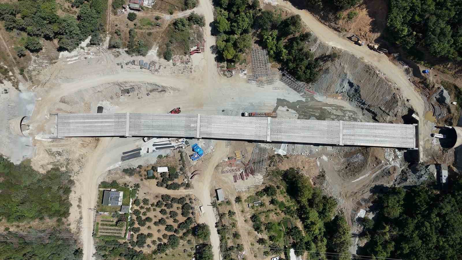 Esenköy’de tünel ve viyadük çalışmaları devam ediyor