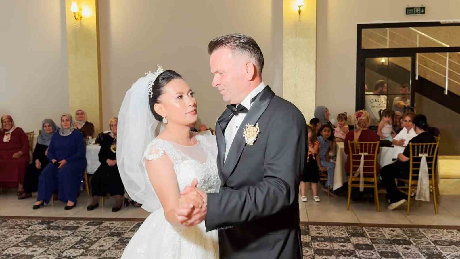 Endonezya’da yaptığı espri Türkiye’de düğüne dönüştü
