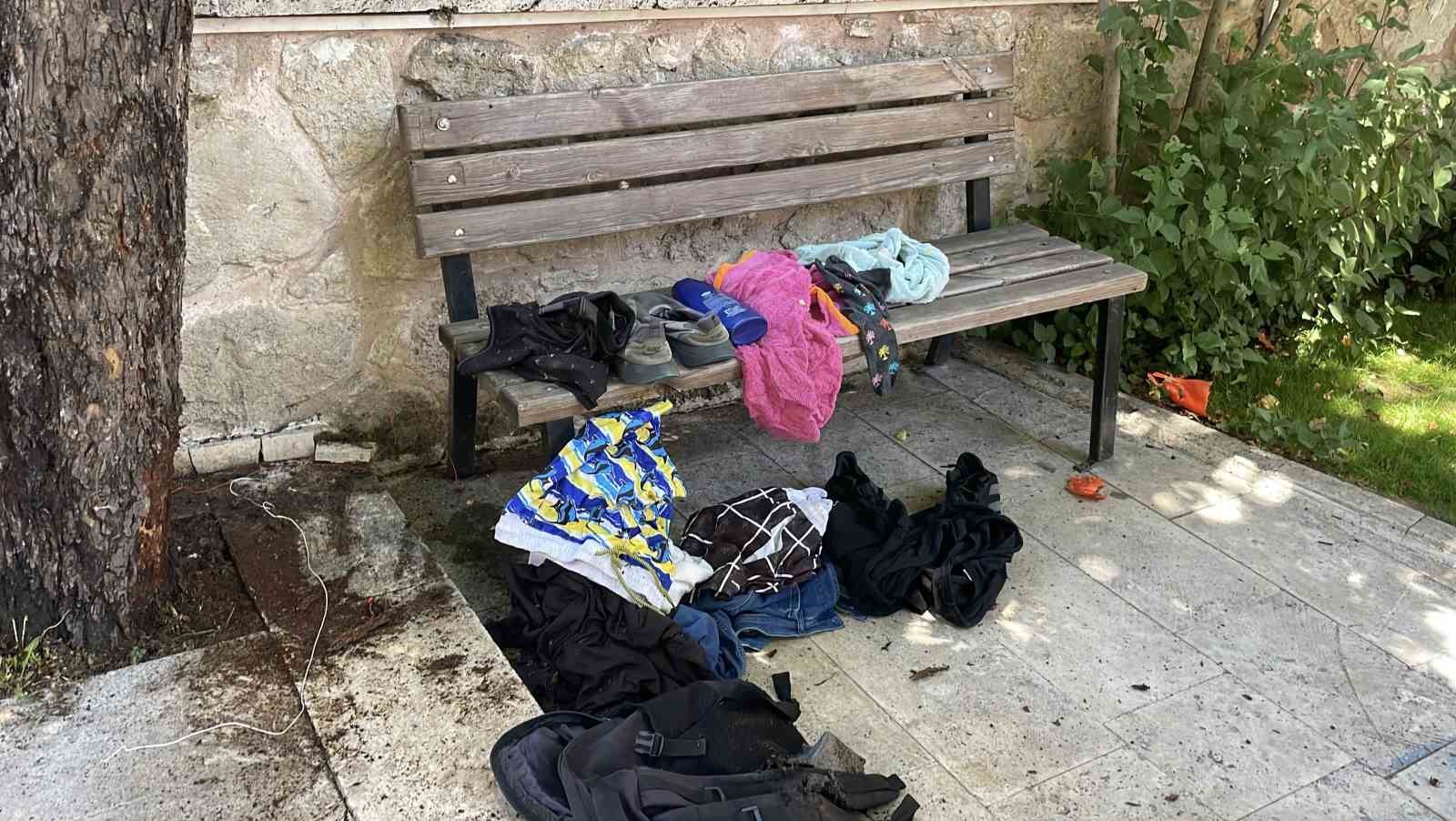 Sivas&rsquo;ta ş&uuml;pheli &ccedil;anta ekipleri harekete ge&ccedil;irdi
