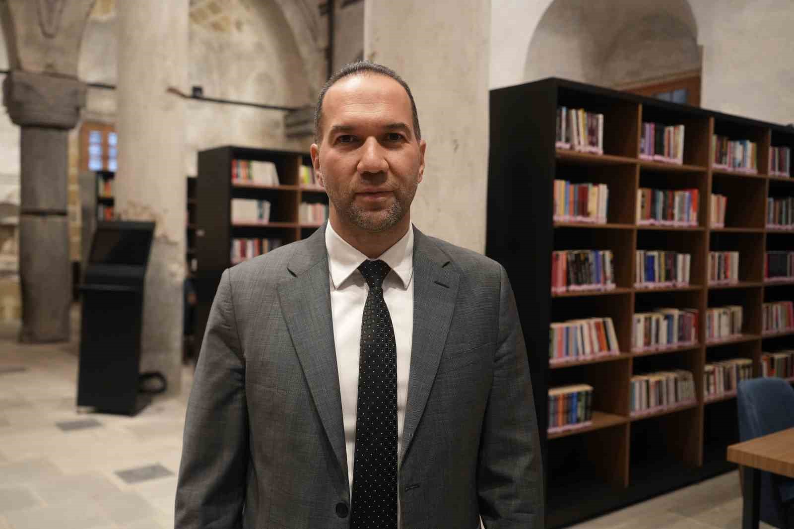 164 yıllık kilise, kütüphane olarak hizmet veriyor