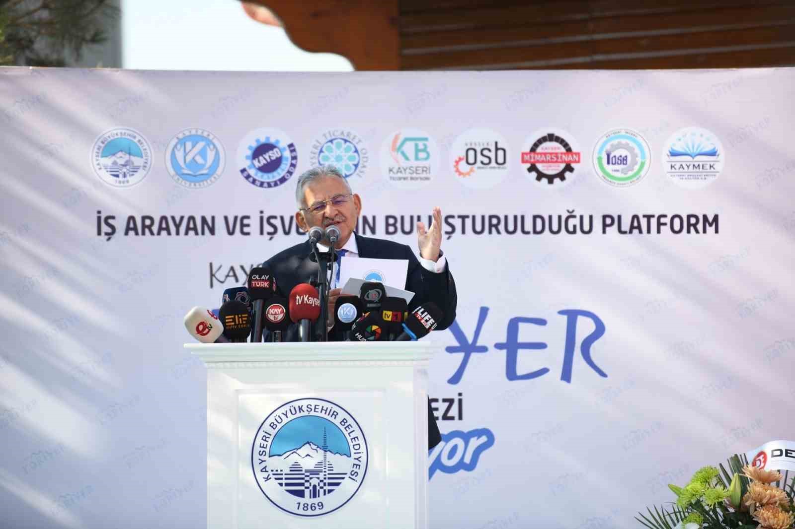 Büyükşehirin Kayseri Kariyer Merkezi, ilk 6 ayda bin 500’e yakın istihdama aracı oldu