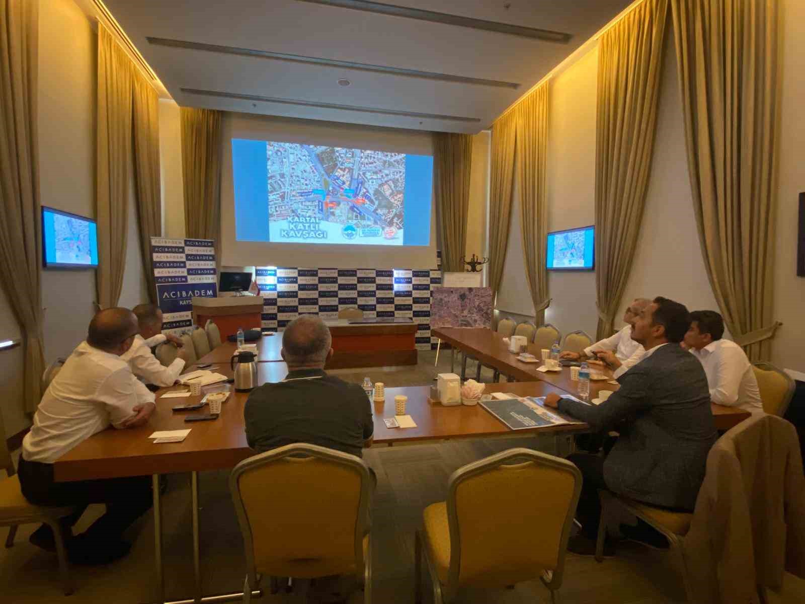 Büyükşehirden Acıbadem Hastanesi’nde ‘Kartal Kavşağı’ toplantısı
