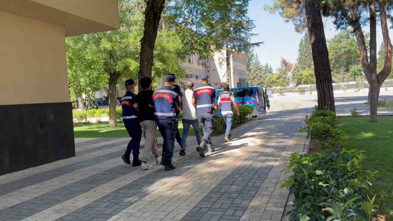 Gaziantep’te 3 DEAŞ üyesi yakalandı

