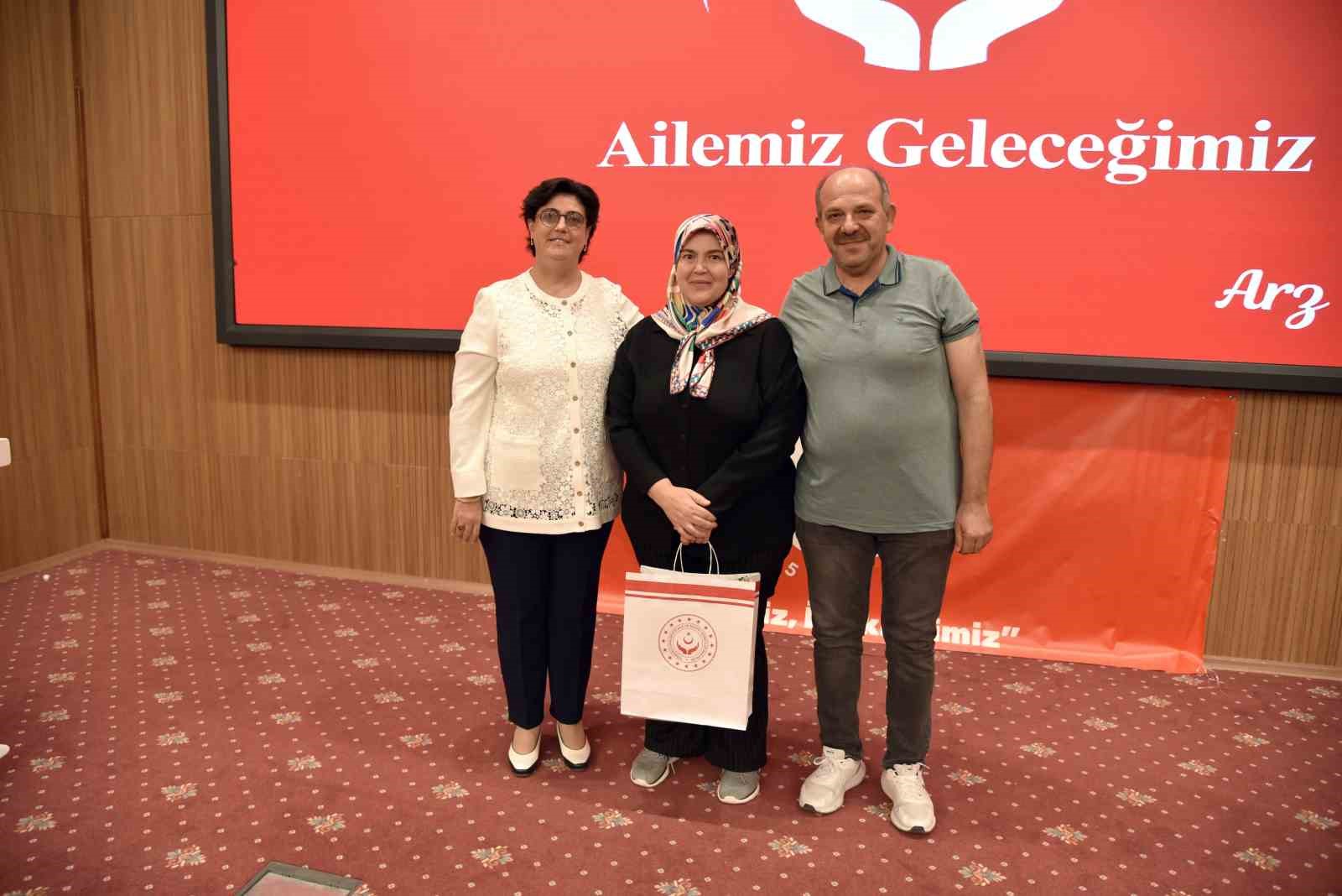 Dr. Ruhan Özkan: "Bir çocuğun hayatına dokunmak en büyük iyiliktir"