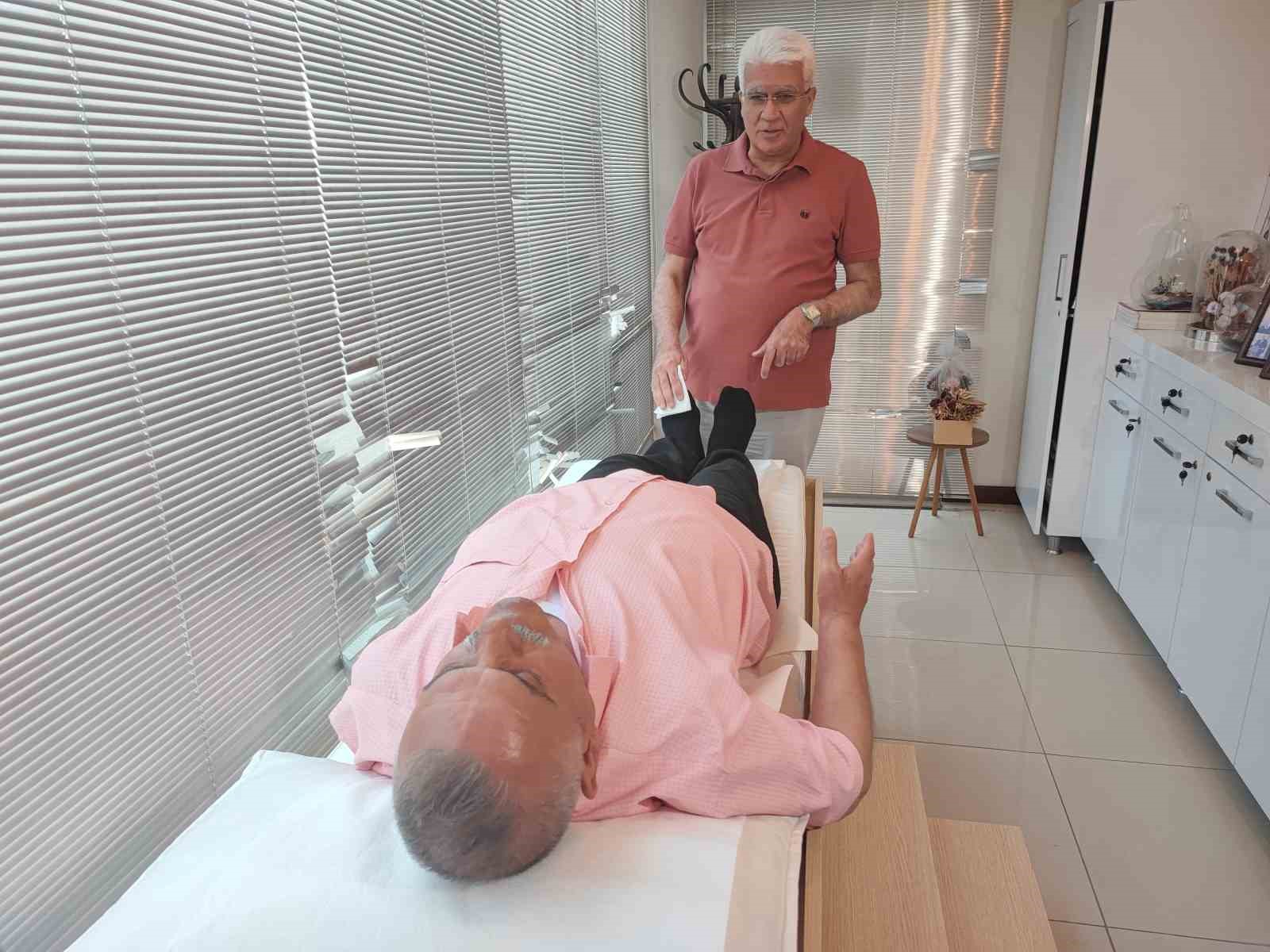 Yürüteçle bile yürüyemiyordu ameliyat oldu yürümeye başladı