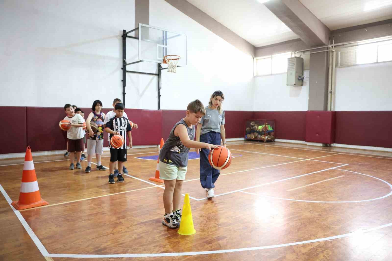 Başkan &Ccedil;er&ccedil;ioğlu&rsquo;ndan &ccedil;ocuklara yaz tatilinde spor desteği
