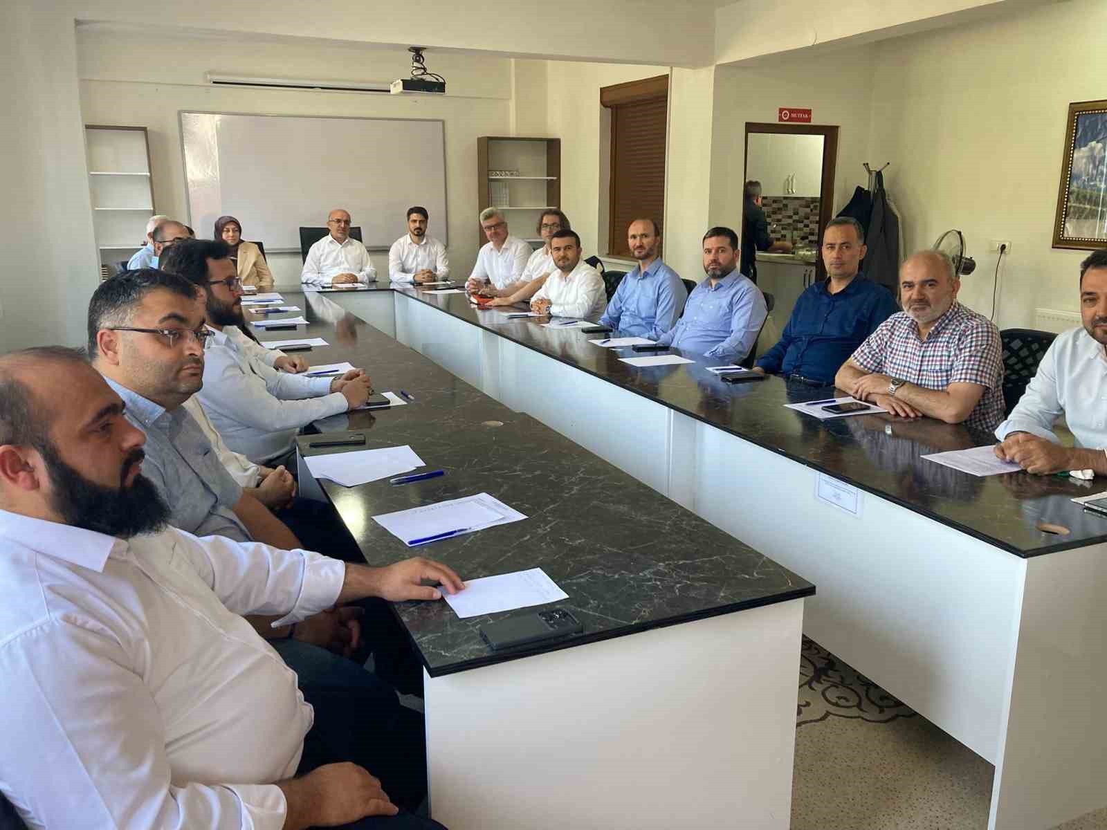 Temmuz ayı ilçe müftüleri toplantısı Kızılören’de gerçekleştirildi