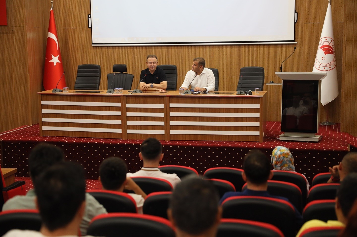 Muğla&rsquo;da veteriner hekimlere y&ouml;nelik bilgilendirme toplantısı d&uuml;zenlendi
