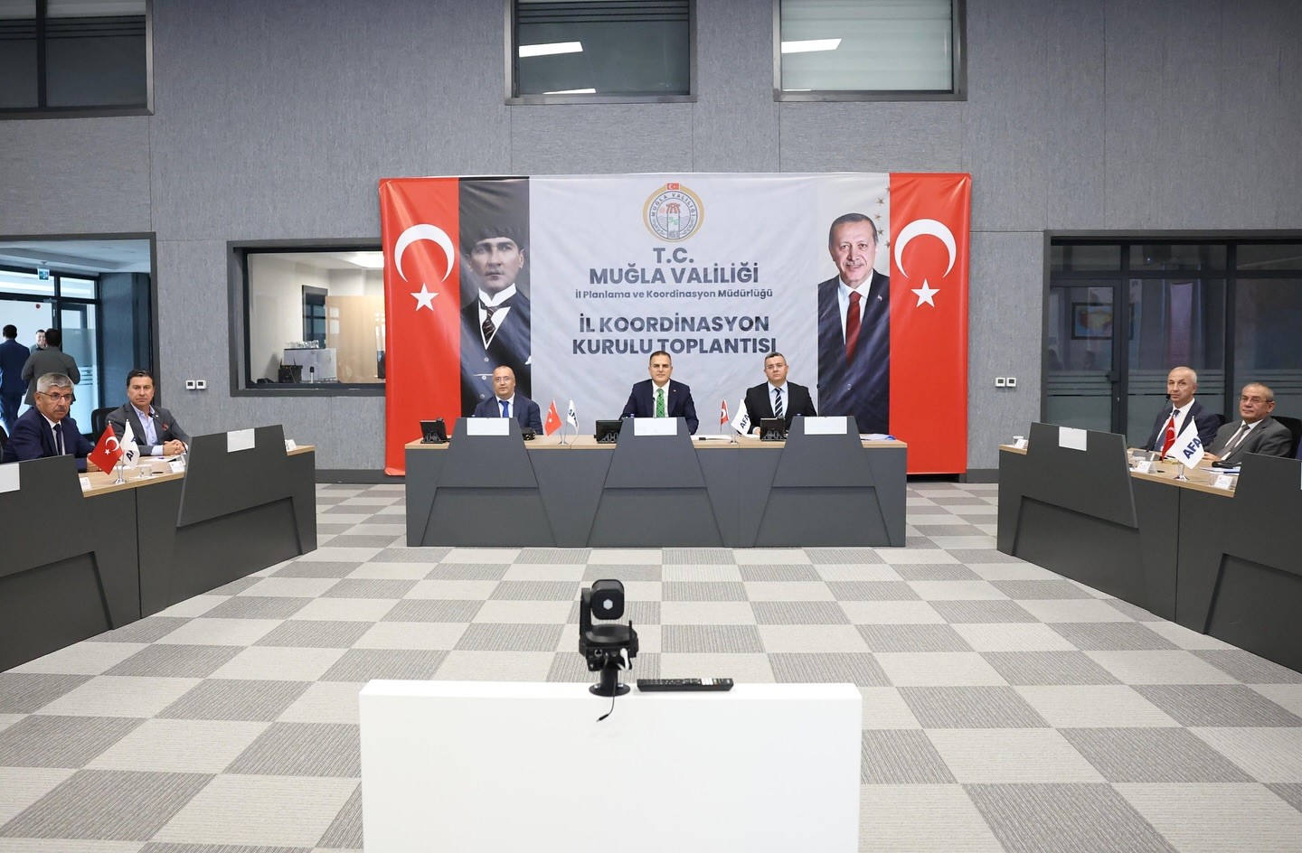 Muğla’da kamu yatırımları masaya yatırıldı