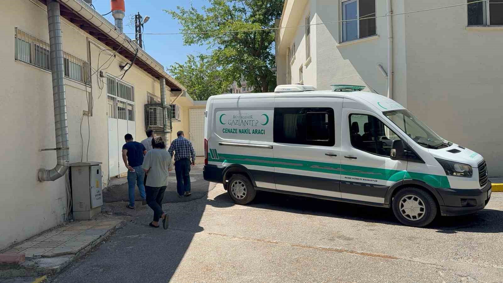 Motosiklet kazasında 22 yaşındaki genç hayatını kaybetti