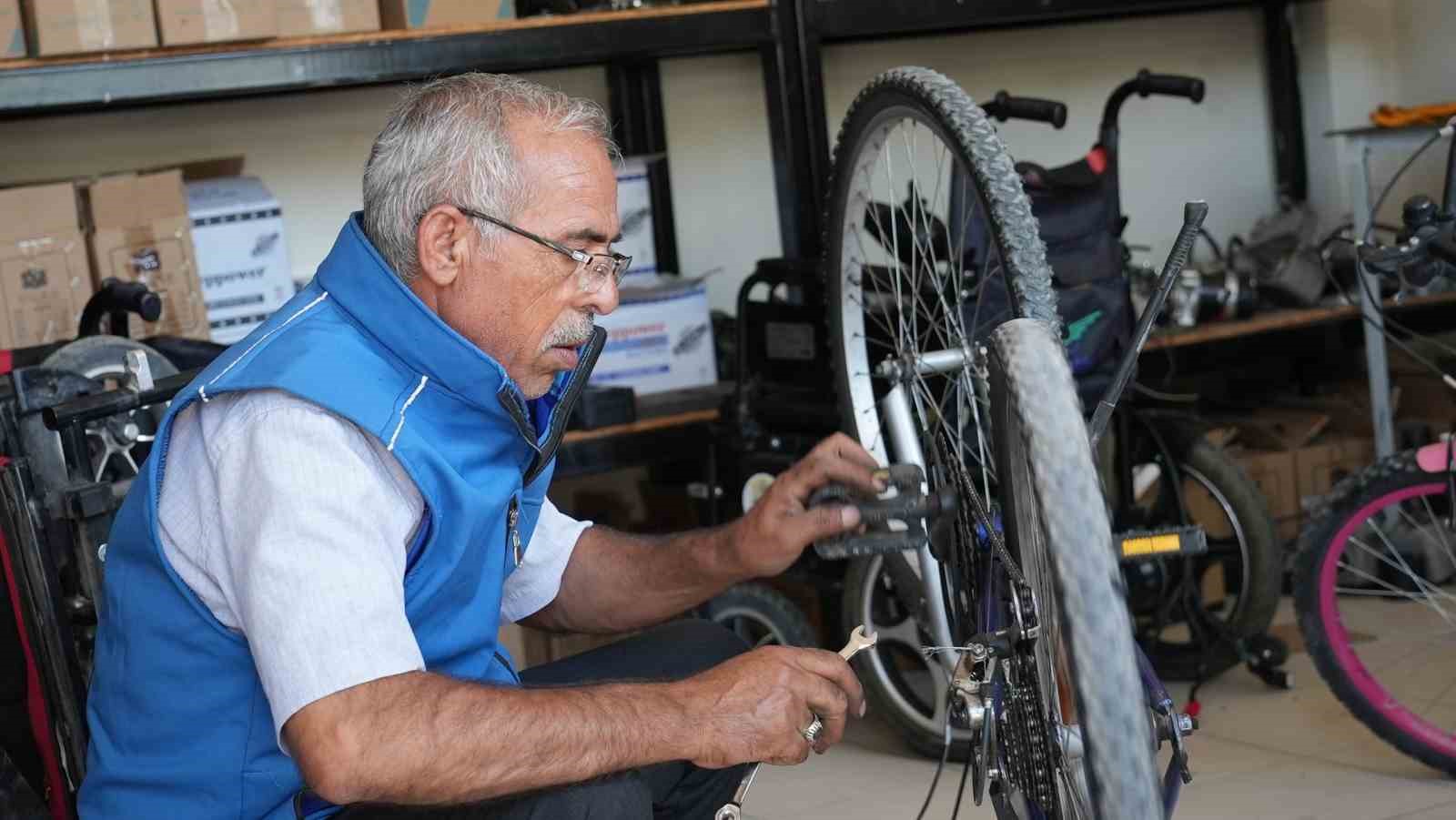 Elazığ&rsquo;da "Bir &Ccedil;ocuğun Kahramanı Olur musun" kampanyası b&uuml;y&uuml;yor
