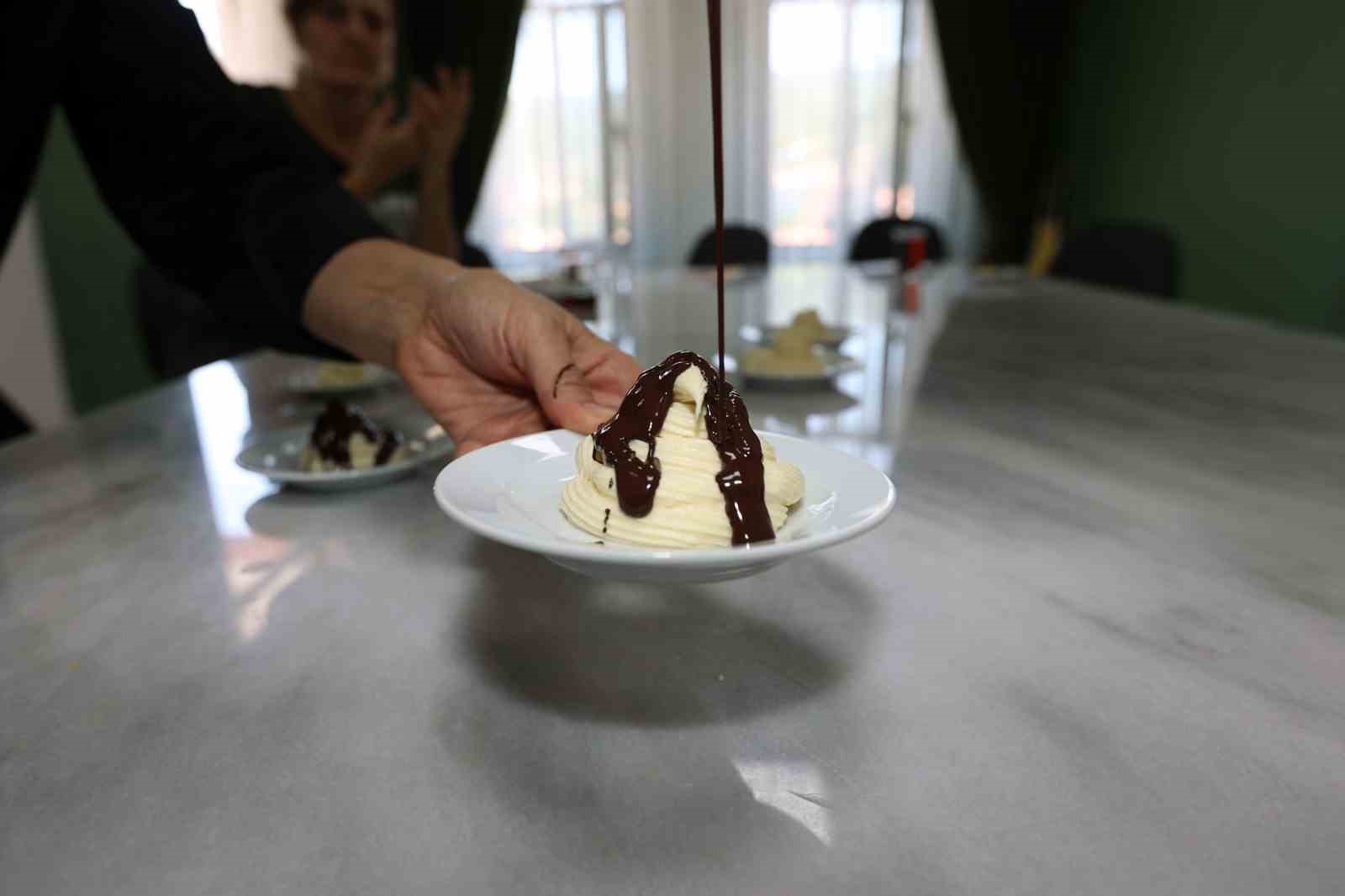 Kadın Yaşam Merkezleri’nde pasta yapım kursu