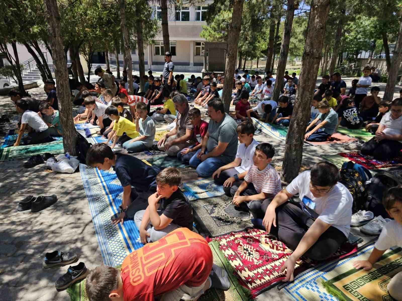 Develi’de Yaz Kur’an Kursları’nda büyük coşku var