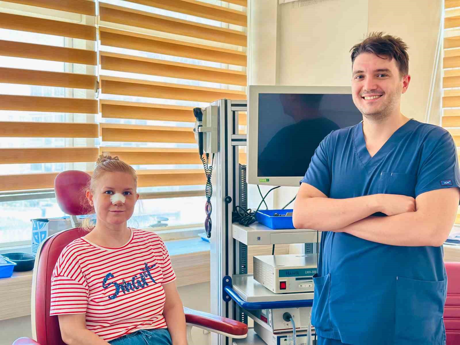 20 yıllık burun deformasyonu Siirt’te giderildi