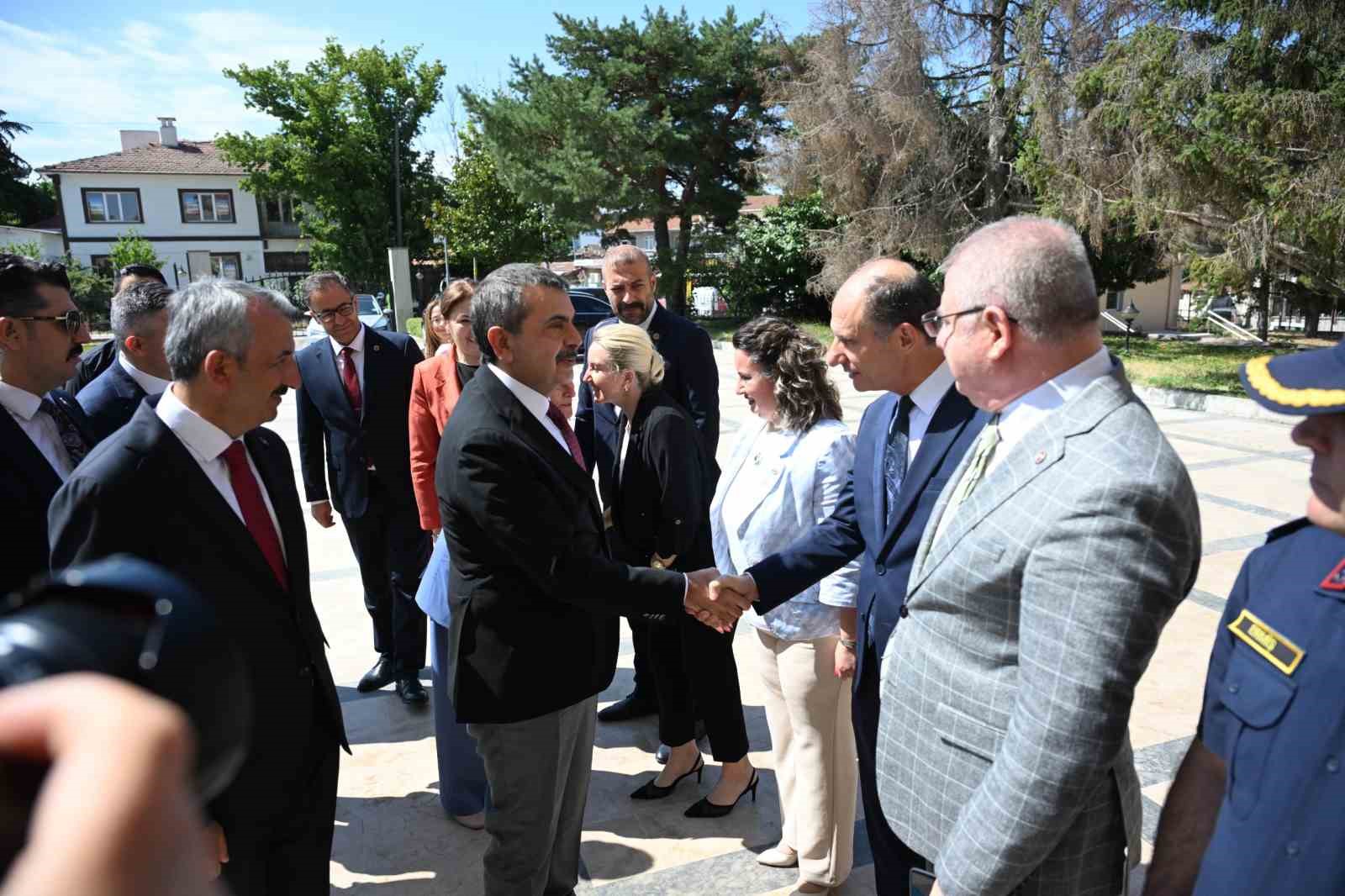 Milli Eğitim Bakanı Tekin, LGS sonuçlarının açıklanacağı tarihi duyurdu
