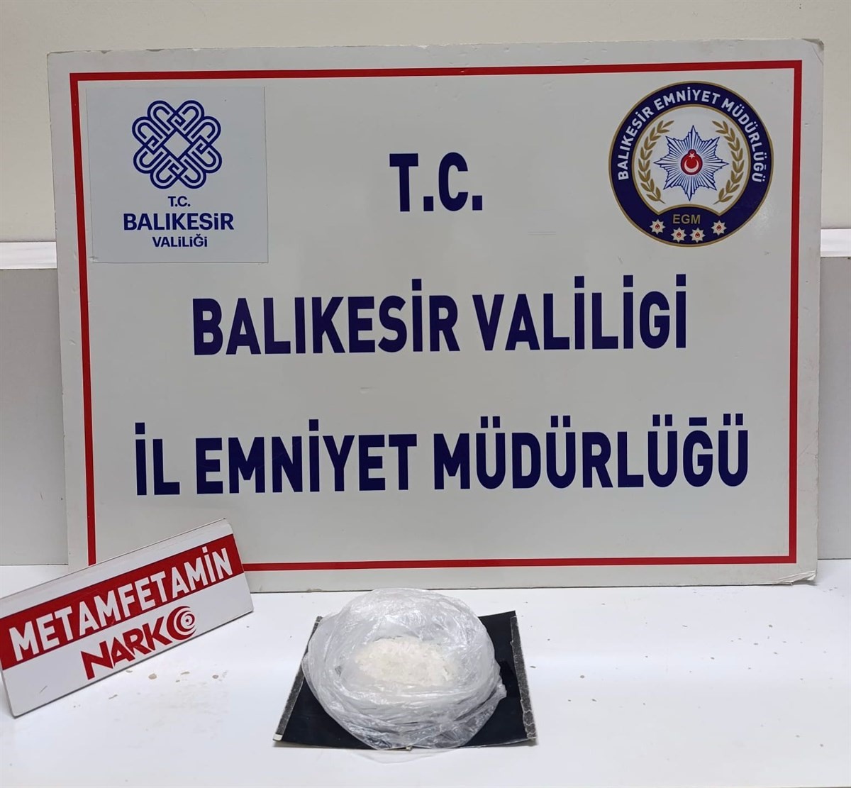 Edremit’te uyuşturucu operasyonu: 2 kişi tutuklandı