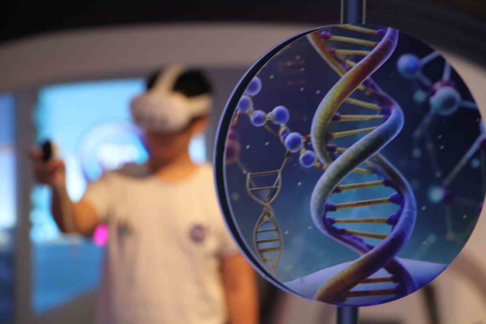 İzmir&rsquo;in kalbinde dijital bir d&uuml;nya: &Ccedil;ocuklar geleceği deneyimliyor
