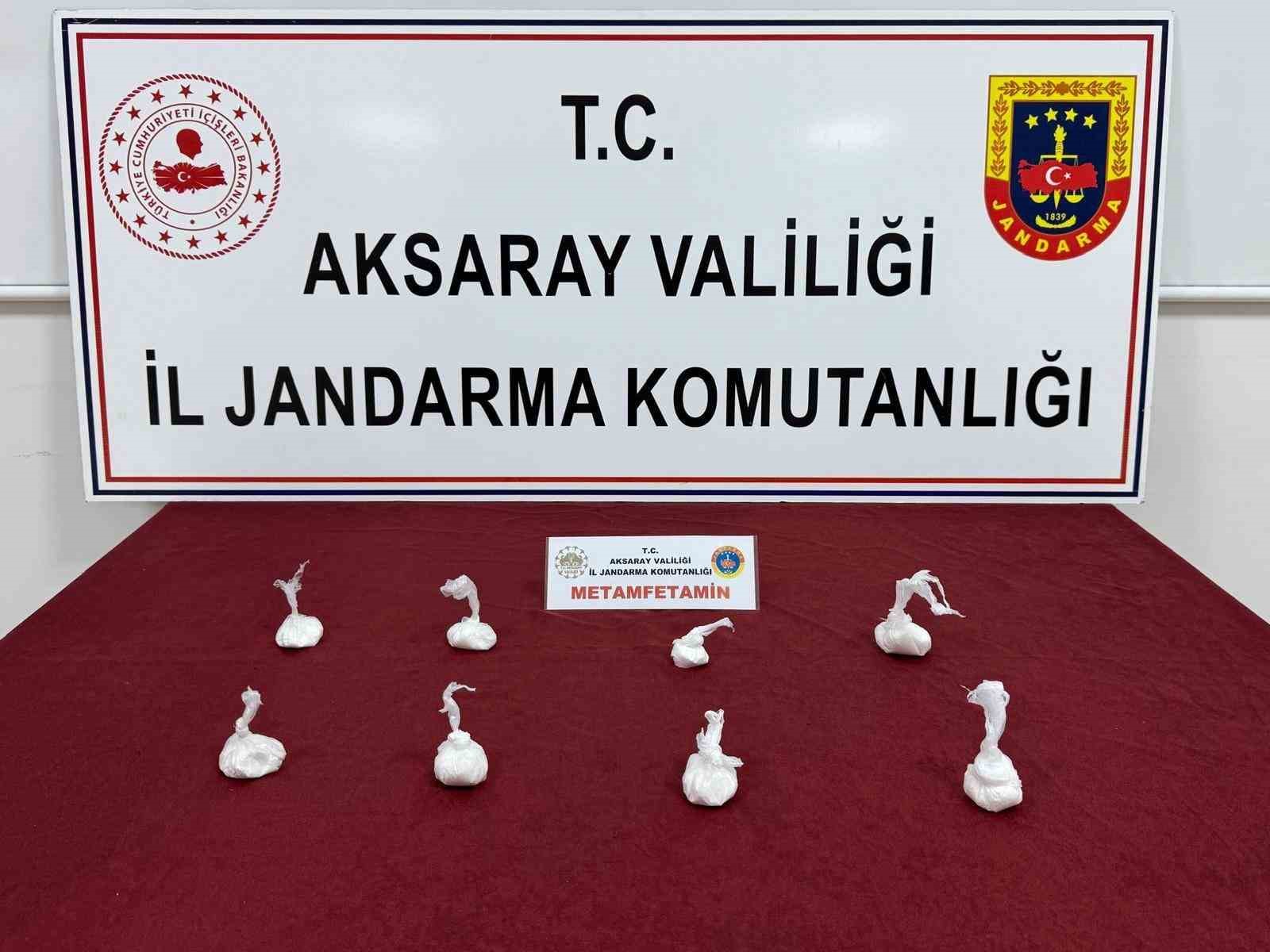 Aksaray’da jandarmadan uyuşturucu tacirlerine darbe: 1 tutuklama