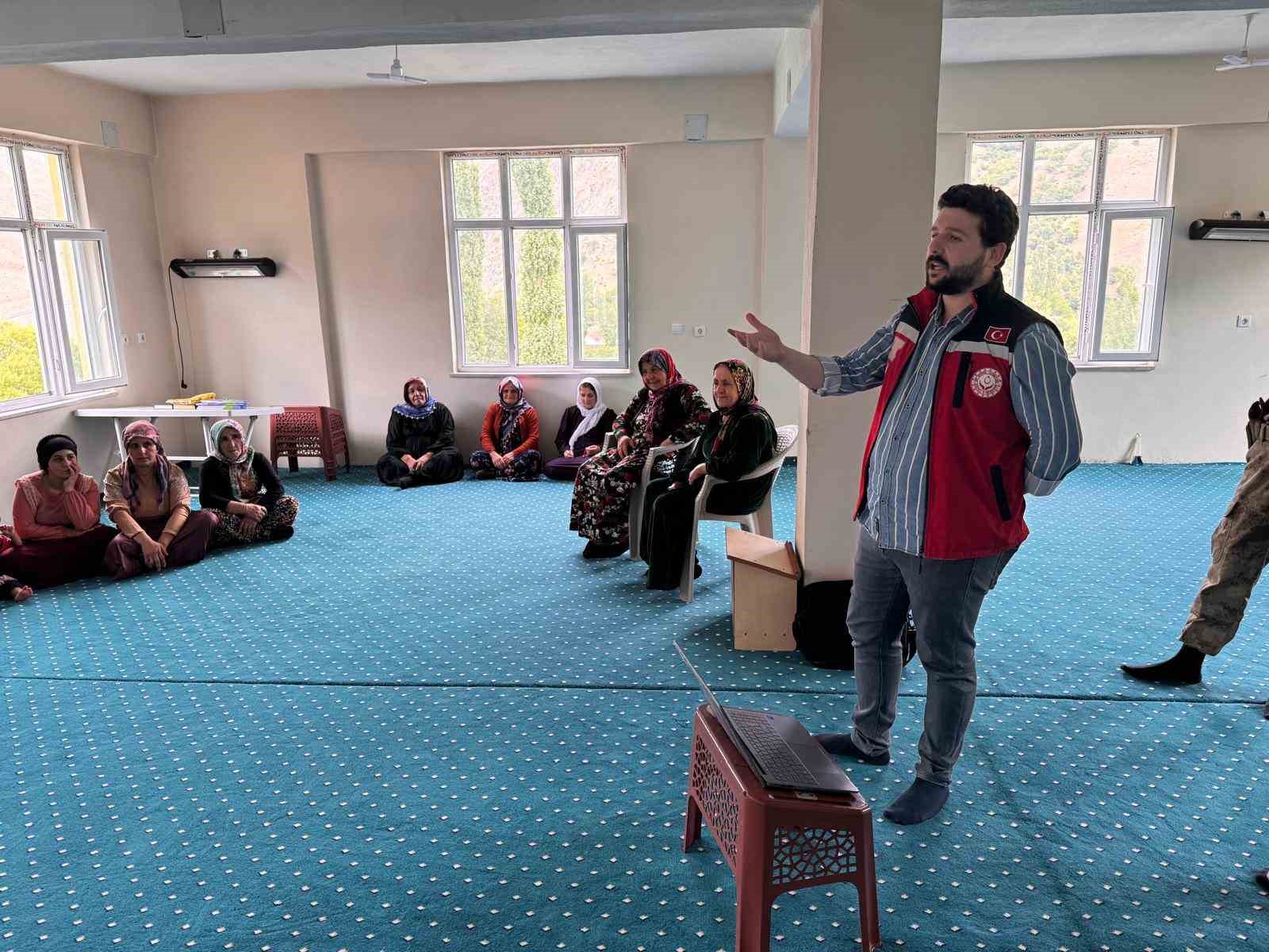 Durankaya’da kadınlara yasal haklar anlatıldı