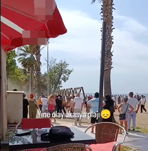 Yalova&rsquo;da denizde boğulma tehlikesi ge&ccedil;iren &ccedil;ocuğu vatandaşlar kurtardı
