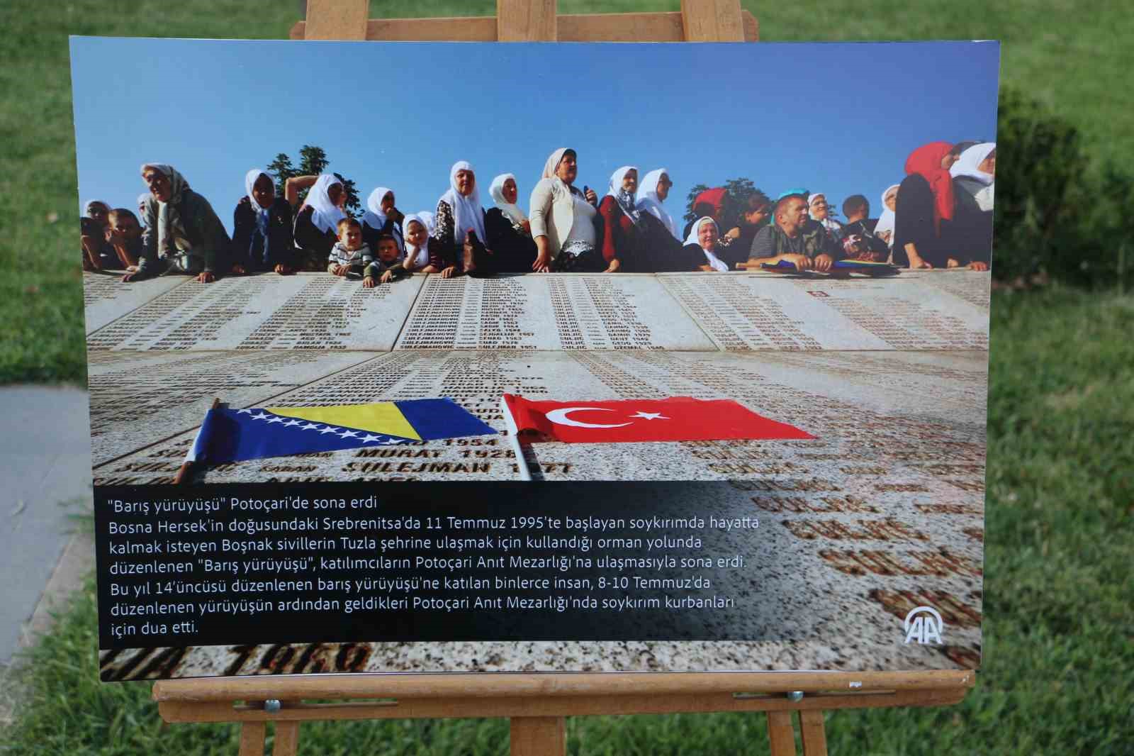Diyarbakır’da "Srebrenitsa Soykırımı" anısına fotoğraf sergisi açıldı