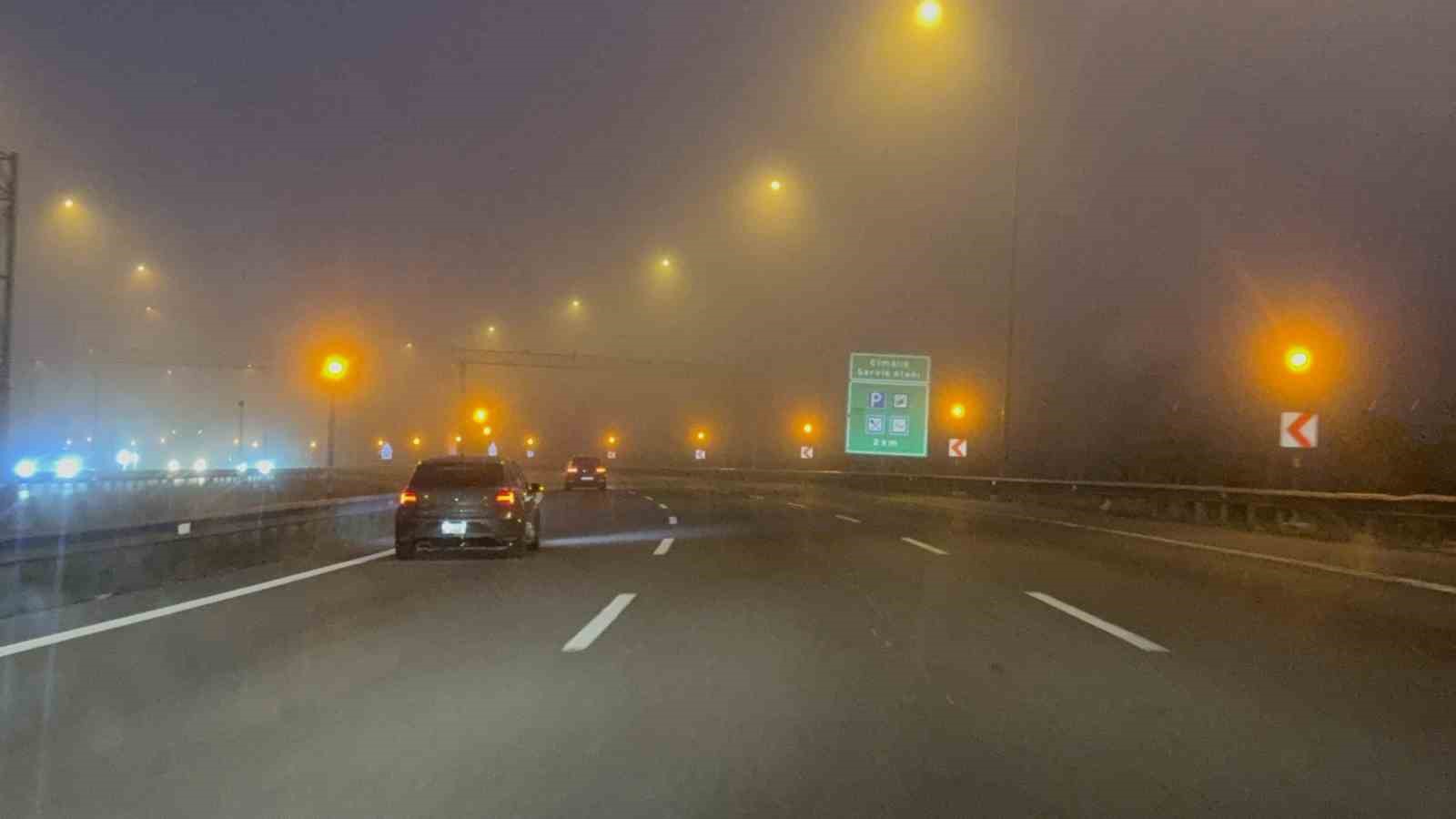 Bolu Dağı’nda sis ve yağış etkili oluyor