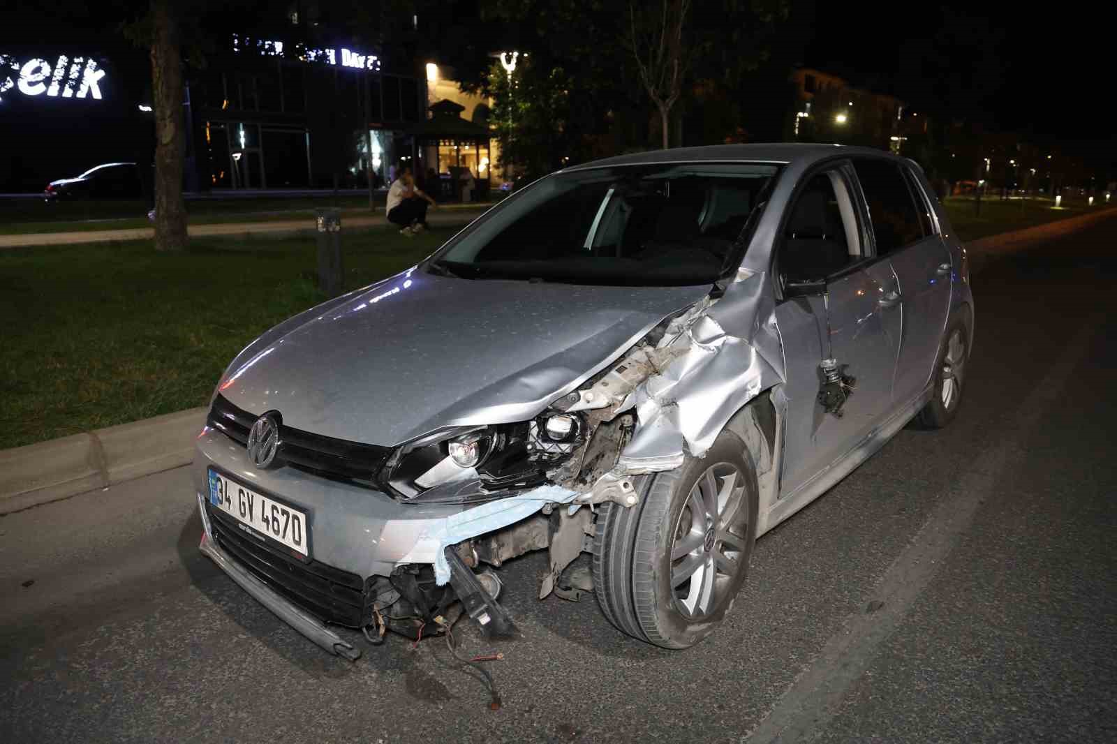 Otomobilin çarptığı genç kız hayatını kaybetti, sürücü aracı bırakıp kaçtı