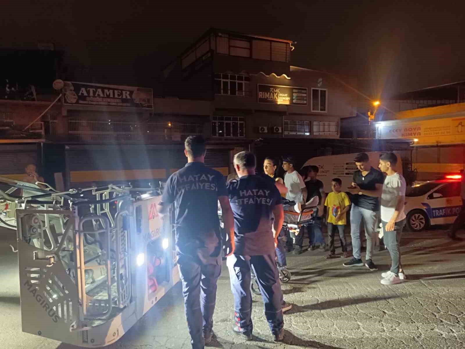 İskenderun&rsquo;da su kanalına u&ccedil;an motosikletin s&uuml;r&uuml;c&uuml;s&uuml; yaralandı
