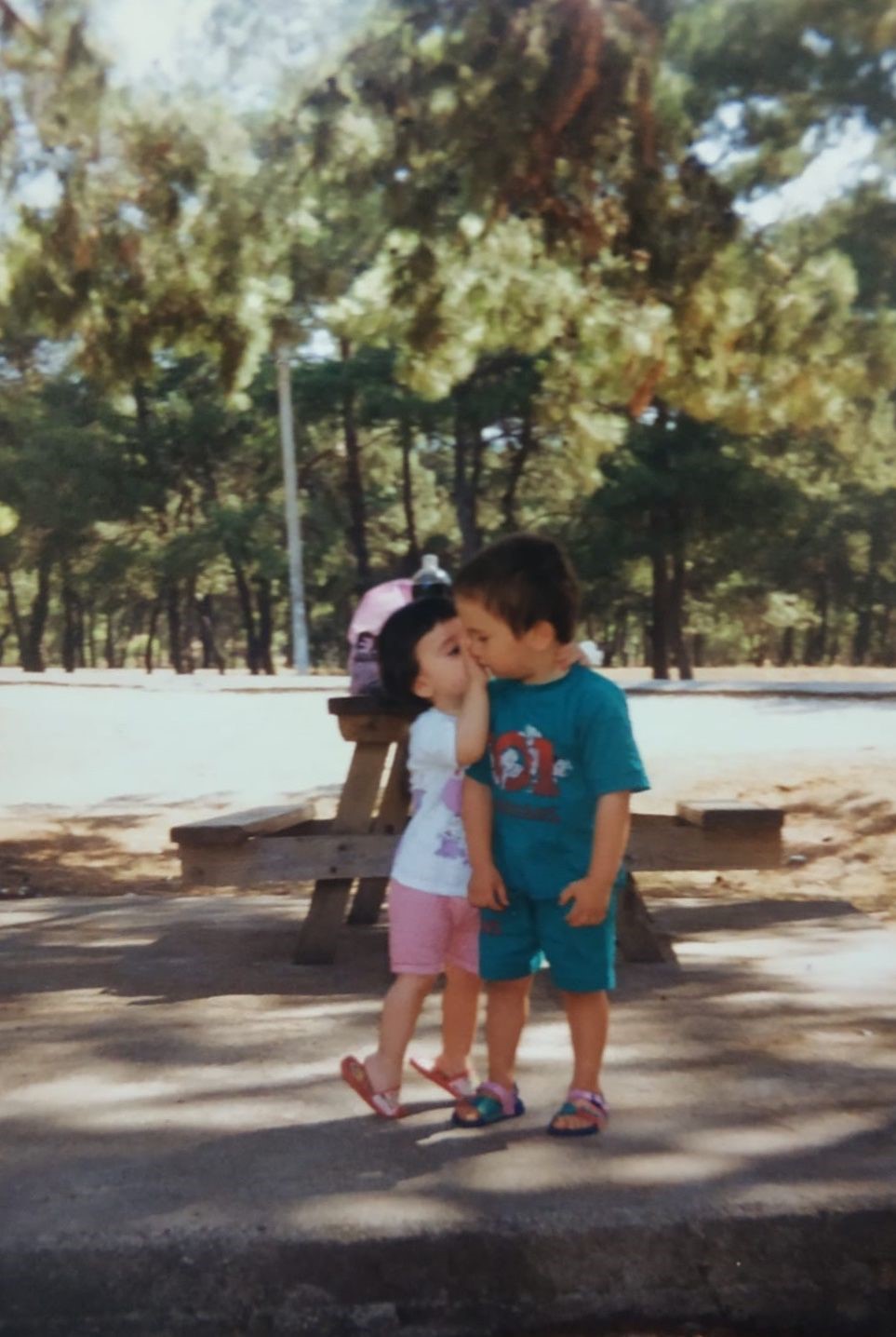 &Ccedil;ocukken s&ouml;z verdiler b&uuml;y&uuml;y&uuml;nce s&ouml;zlerini tuttular
