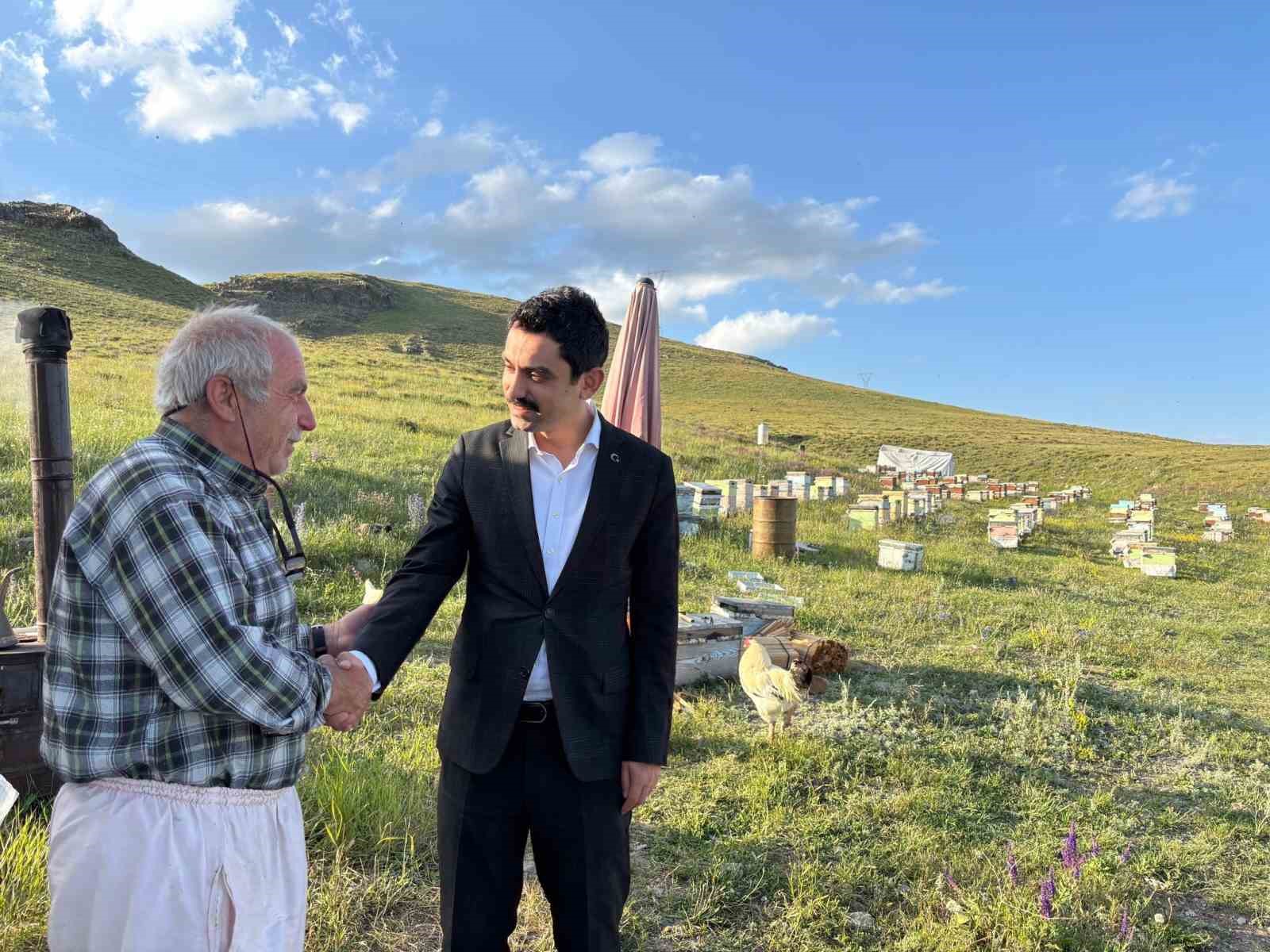 Kaymakam Tutal’dan arıcıya ziyaret