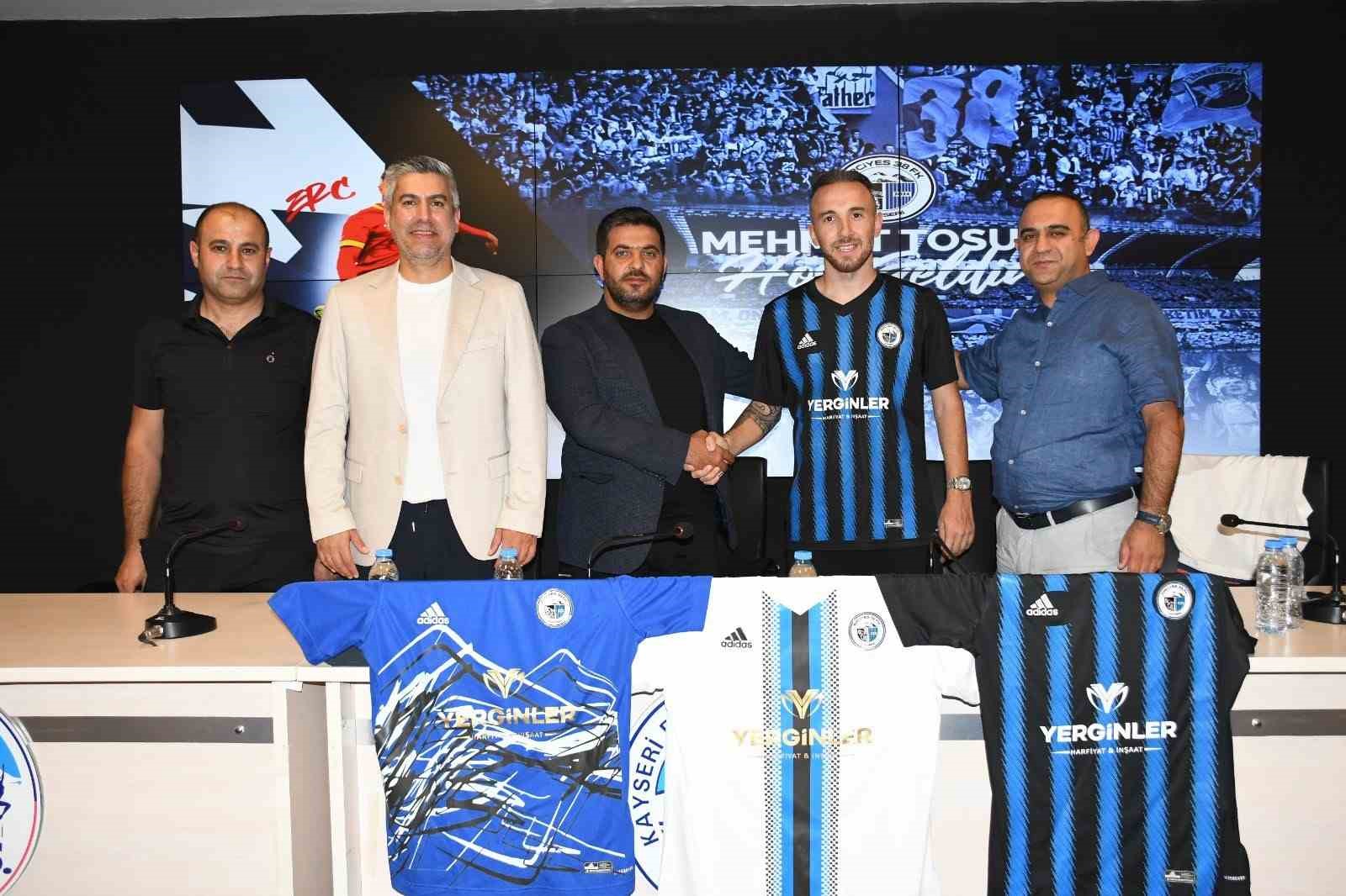 Erciyes 38 FK, Mehmet Tosun&rsquo;u renklerine bağladı

