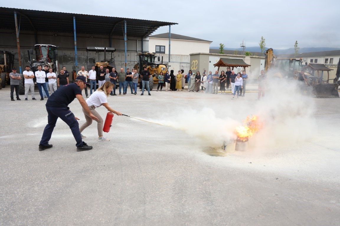 Kartepe Belediyesi’nde yangın tatbikatı