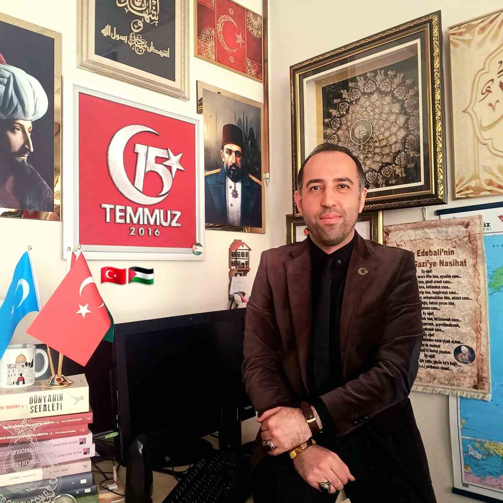Prof. Palabıyık: "Türkiye, dünyaya yeni bir terörle mücadele modeli sunuyor"