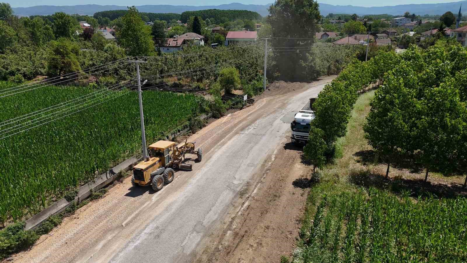 Yol genişletme çalışmaları devam ediyor