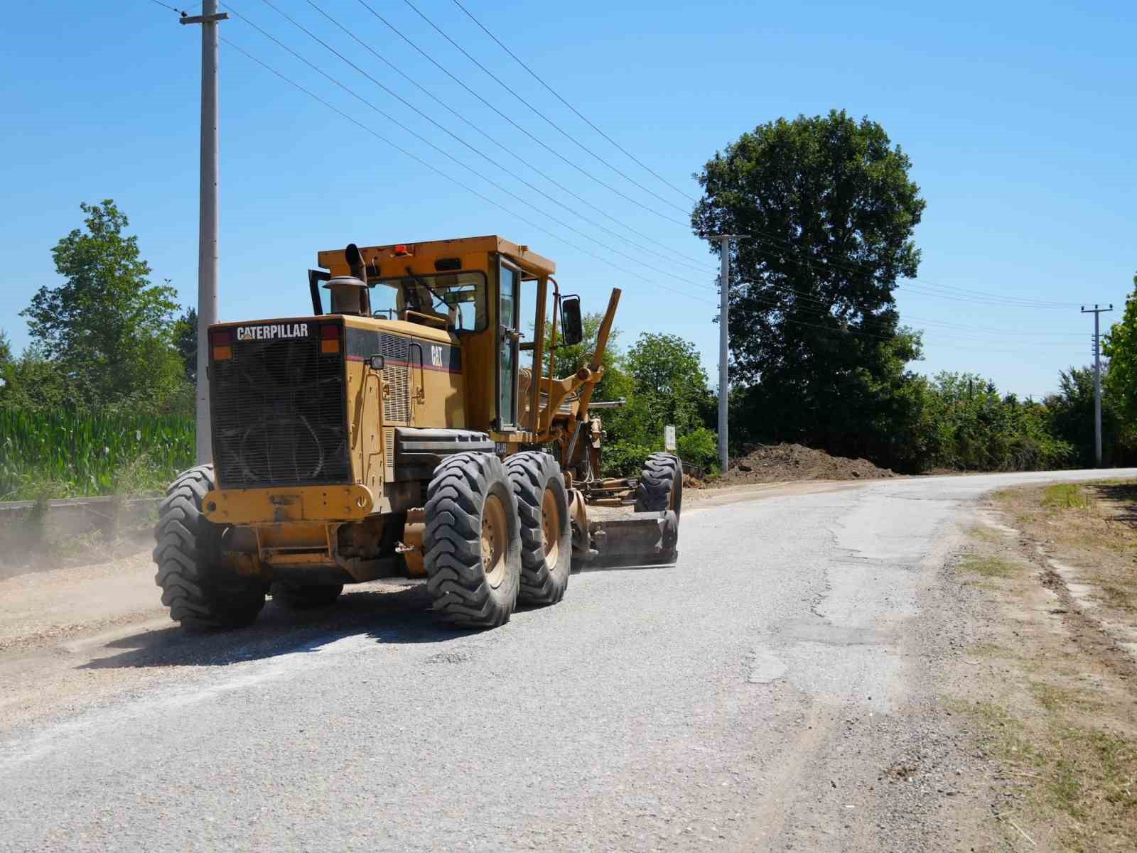 Yol genişletme &ccedil;alışmaları devam ediyor
