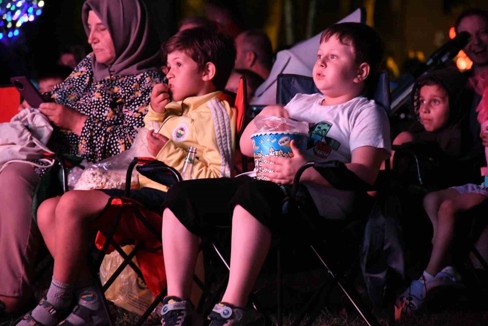 İznik’te nostaljik yaz akşamları başladı