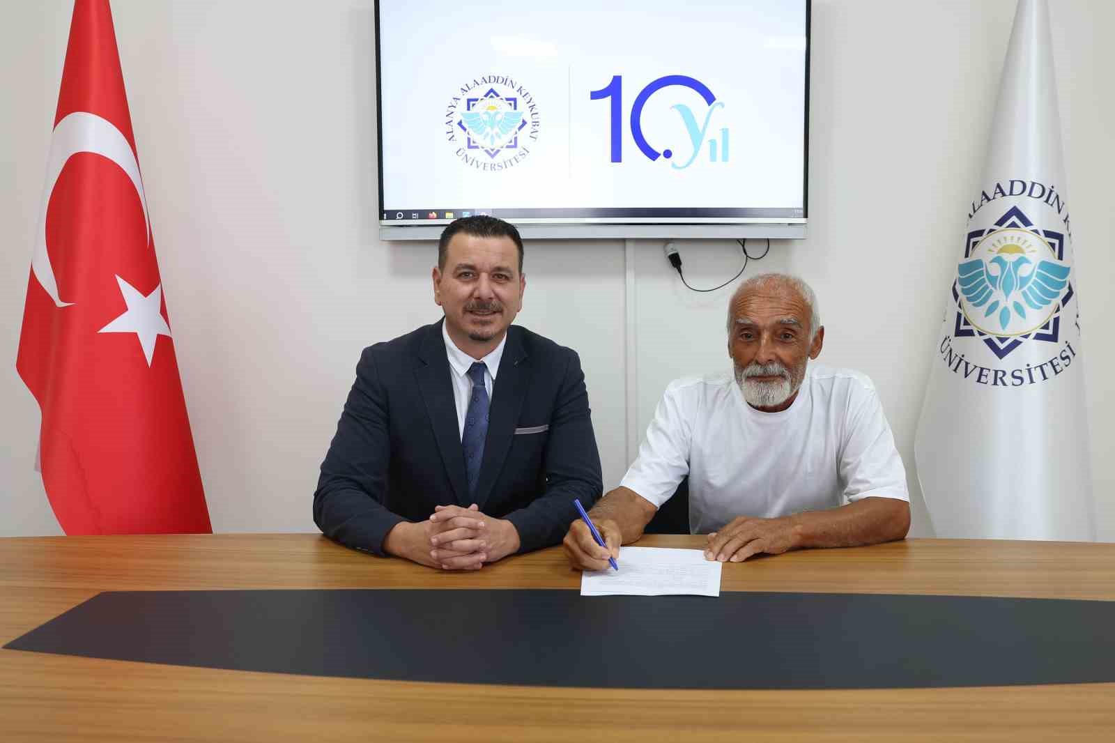 Yaşlı adam tıp öğrencilerinin eğitimi için bedenini kadavra olarak bağışladı