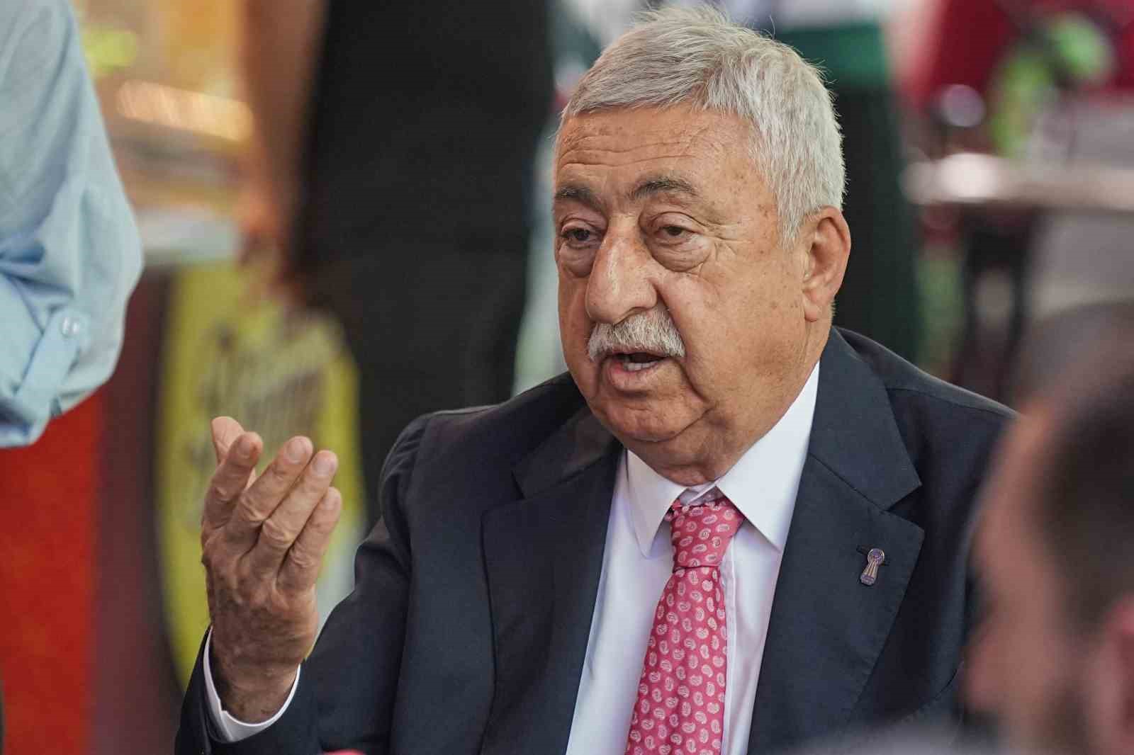 TESK Genel Başkanı Palandöken: "Her şeyi yapay zekaya yaptırırsınız ama yapay zekayı da insan yapıyor"