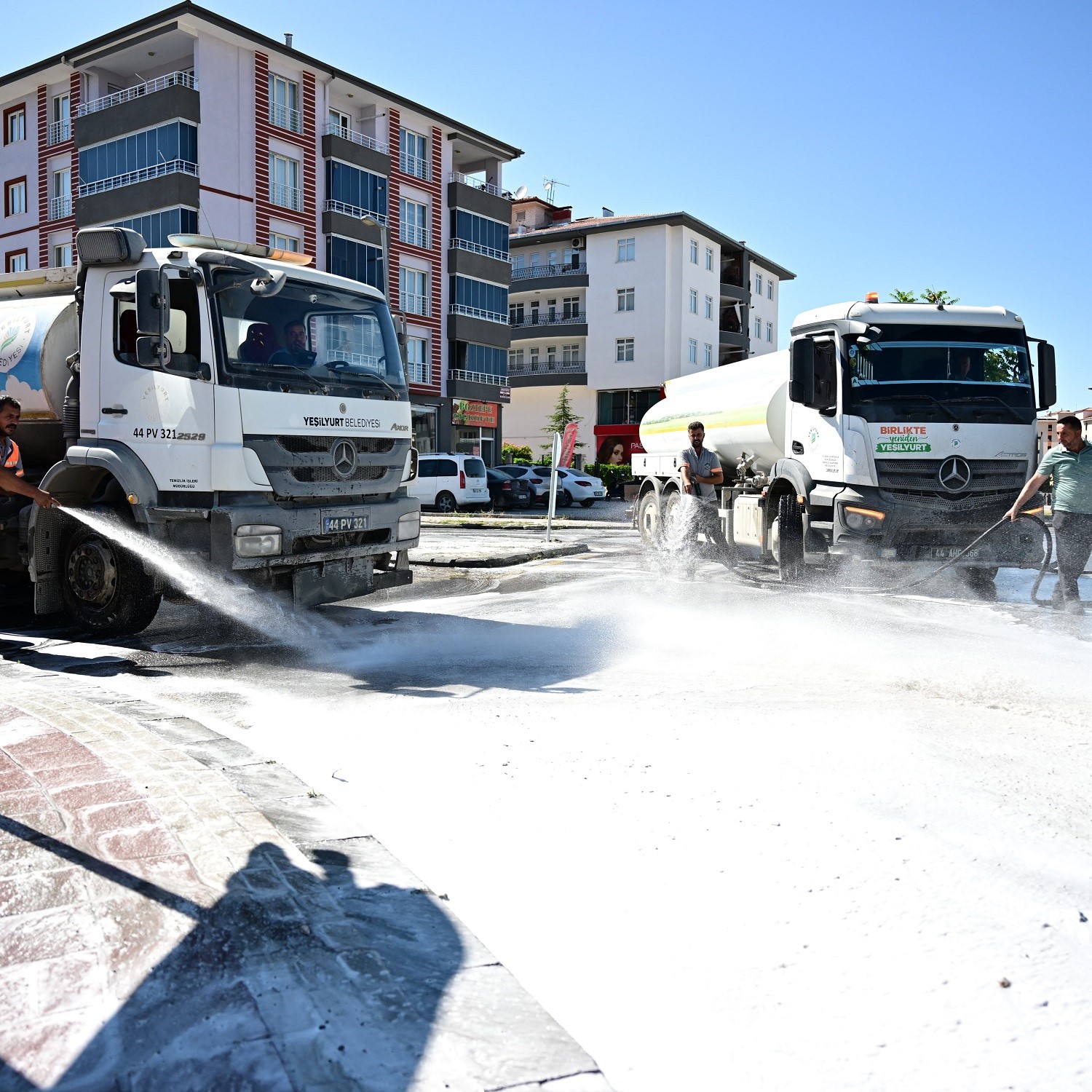 Yeşilyurt Belediyesi&rsquo;nden temizlik atağı!
