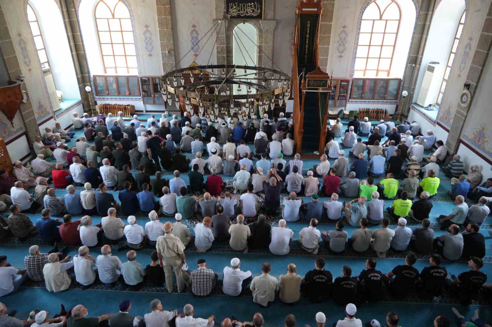 Samsun’da 15 Temmuz şehitleri için Mevlid-i Şerif ve Hatim Duası yapıldı