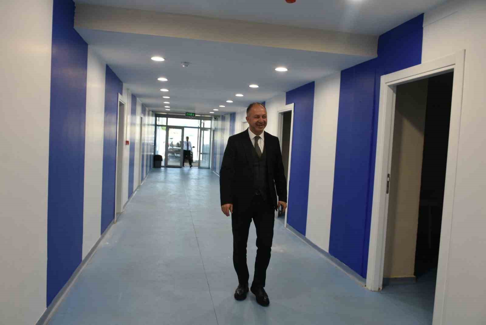 Çakmur hibrit çim zemini inceledi