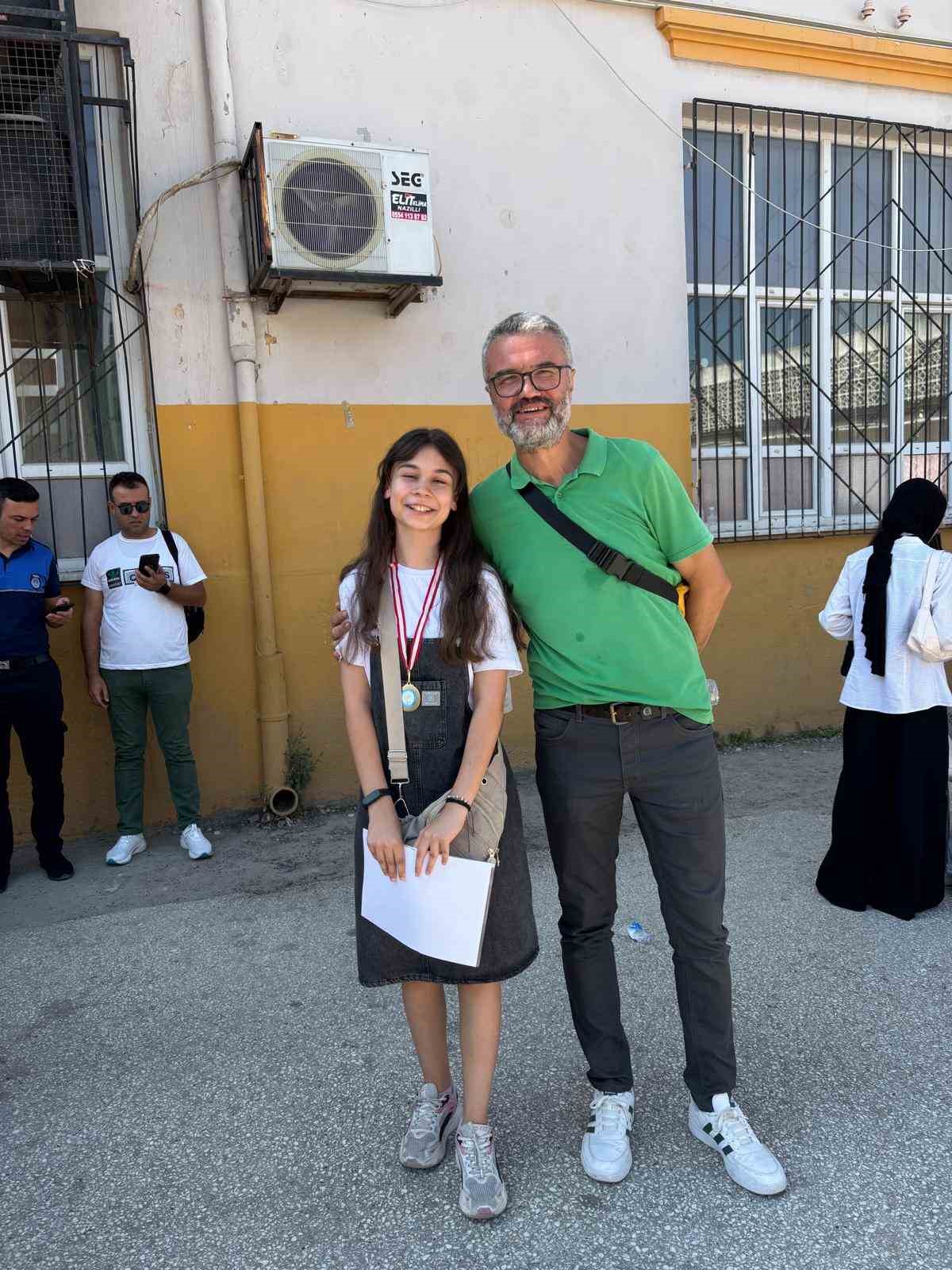 Beşeylül Ortaokulu öğrencisi LGS Nazilli birincisi oldu