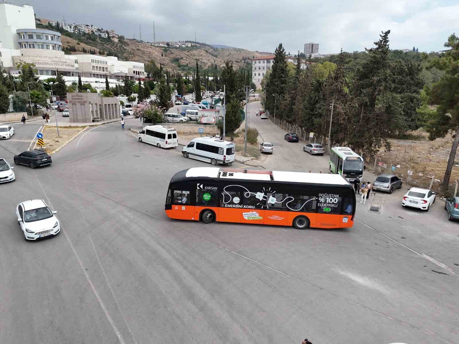 Hatay B&uuml;y&uuml;kşehir Belediyesi, 12 metre uzunluğundaki elektrikli otob&uuml;sleri test etti
