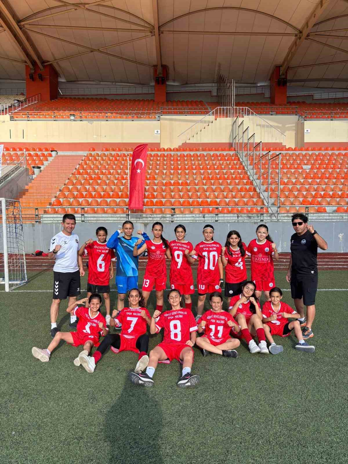 K&ouml;rfez&rsquo;de spor okulları yıl boyunca hizmet veriyor
