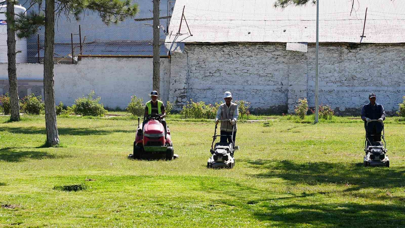 Elazığ’da Aksaray Mesire Alanı’na bakım